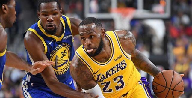 『勒布朗·詹姆斯』若是5个詹姆斯和5个杜兰特打系列赛，哪组赢面更大？差距太大了