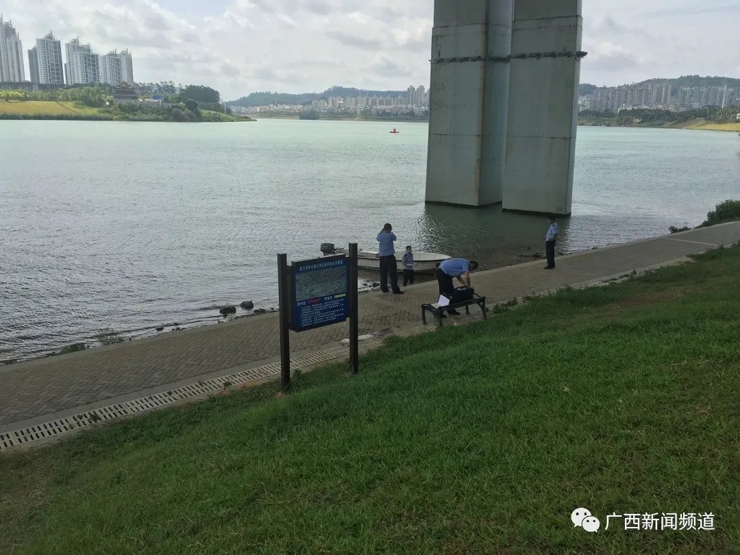半岛都市报|心痛到颤！婴儿被妈妈抛下江溺亡，还穿着纸尿裤！警方通报来了