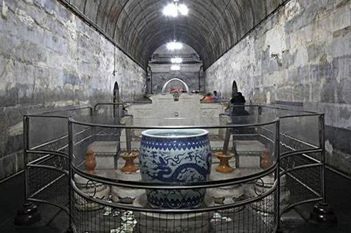 郭沫若|郭沫若,挖了多少帝王陵?