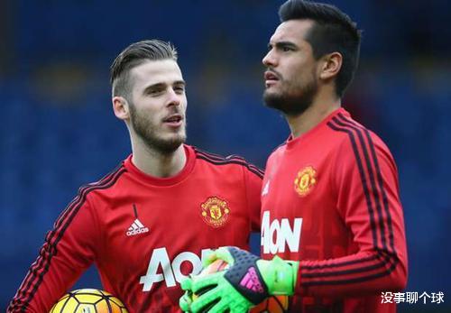 曼联|曼联又一人离队！7个月连遭索帅3次弃用 有望转投英超死敌