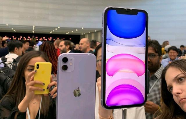 「iphone9」打算换苹果手机，是等iPhone 9还是入手iPhone 11？