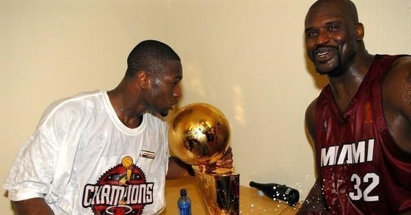 「德维恩·韦德」场均34.7分，都说06年韦德是单核夺冠！那奥尼尔是什么数据？