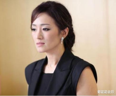 巩俐:三年痛失2位至亲,为圆母梦“被”嫁70岁老头,成为巩俐一生的痛