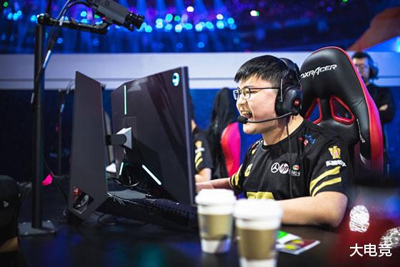 「俄罗斯」Uzi退役专访：“S8最遗憾不愿回想，说不好将来会复出”