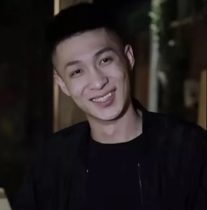 触电|百万粉丝网红钓鱼时触电身亡，网友：愿天堂没有高压线，只有老铁穿云箭