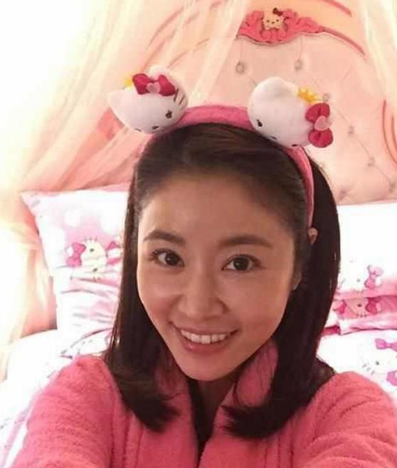 林心如@参观林心如和霍建华的家，卧室床品还是卡通图案，满满的少女情怀