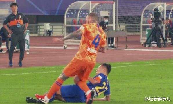 山东鲁能|山东鲁能0-0江苏苏宁！徐江曝内情，李霄鹏暴怒，谁注意蒿俊闵举动