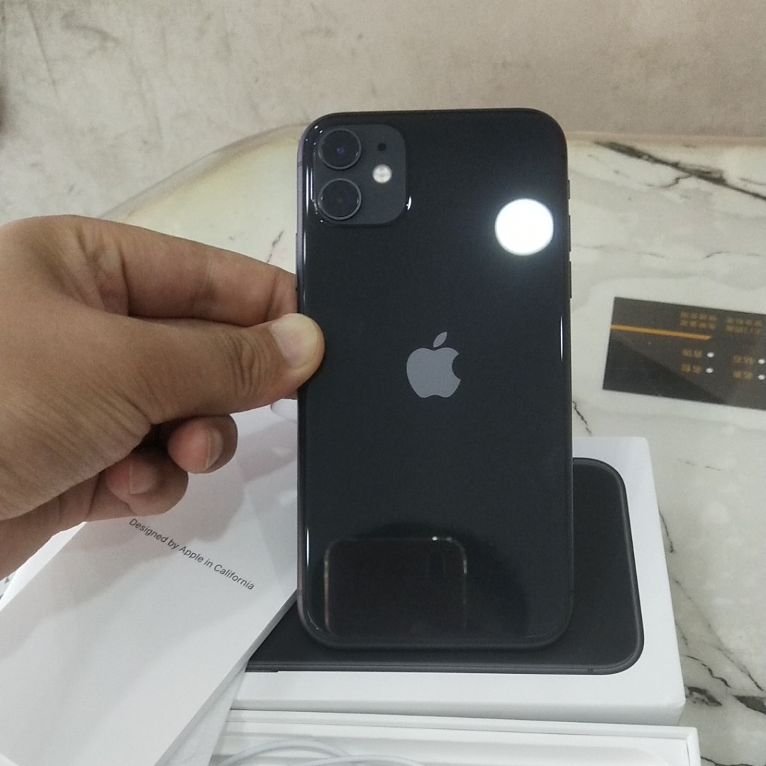 机器|网友花2800买到一台iPhone11，真的这么便宜吗？