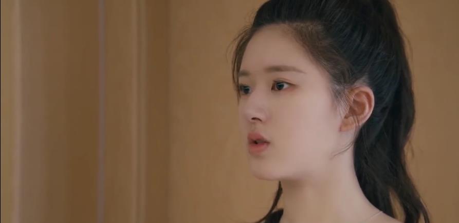 [赵露思]赵露思新剧《一不小心捡到爱》开机，看到高颜值男主演阵容追定了