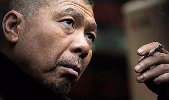 冯小刚■一向温和的冯小刚，为何现场破口大骂：这是拍电影不是开“窑子”