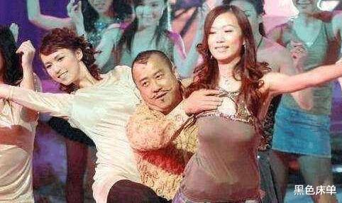 曾志伟|曾志伟花再多钱都删不掉的照片，网友：还有范冰冰？