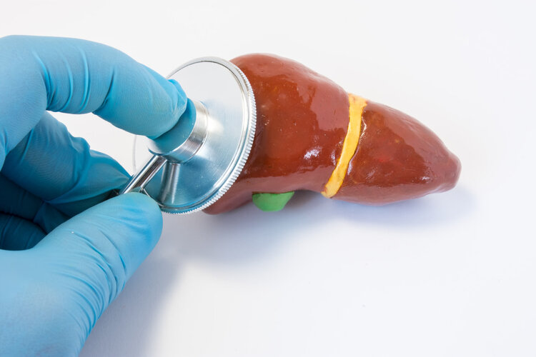 肿瘤|中草药养生，不到半年查出肝损伤，医生：5种伤肝中草药请避开