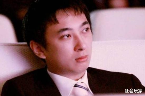 向华强|敢直接称呼向华强名字的四位明星,前三位还好,最后一位才是真正的大咖!
