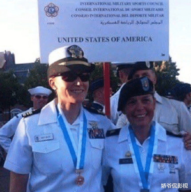 [美国]美国必须拿出足够证据，证明美国女军官不是新冠肺炎零号病例