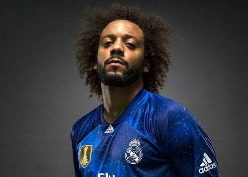 皇家马德里|天降喜讯！尤文锁定皇马中场核心，C罗要“吐”了