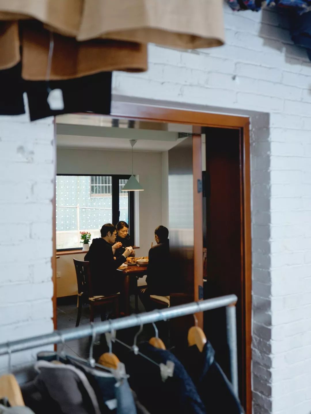 今年过年，如何让父母实现住房自由？三个年轻人用极低成本做到了