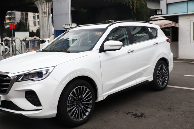 「捷途」奇瑞放下尊严！它比汉兰达气派，国六1.5T+全独悬，不足7万