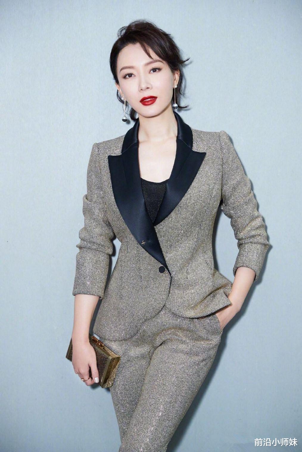 陈数|陈数应该是最具高级感的中年女星，五官精致，气质由内而外散发