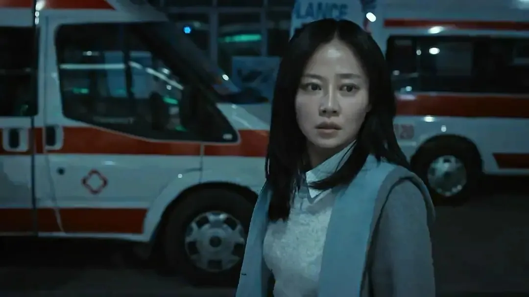 谭卓|败给周冬雨，她仍是我眼里的年度最佳