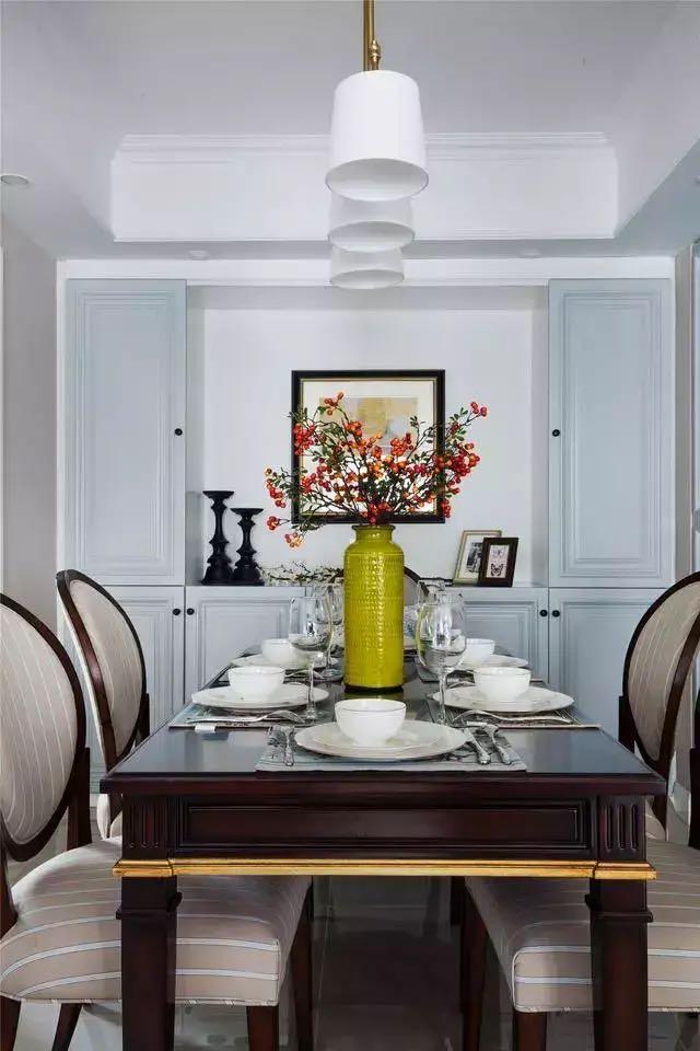 ##100平米的复式楼装出了豪宅的效果，进屋就被迷住，效果让人咽口水！