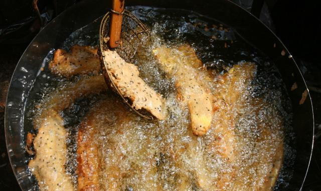 『肝脏』肝不好的人，这3种食物要少吃，尤其第1种，吃越多，肝“毒”越深！