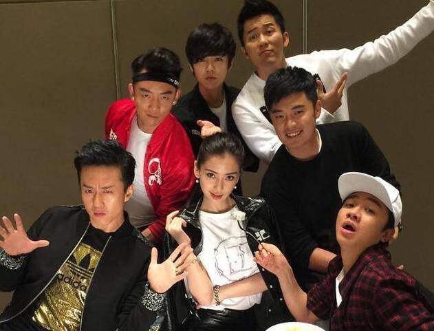 邓超|邓超退出跑男是明智之举吗？看李晨的处境，真佩服邓超的先见之明