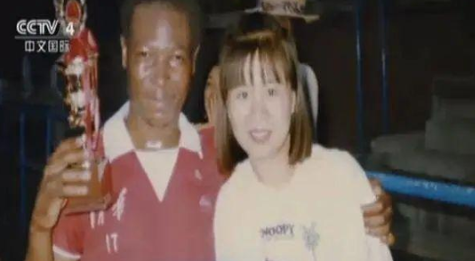 非洲|清华毕业的北京姑娘,不顾父母反对嫁到一夫多妻的非洲,现在如何