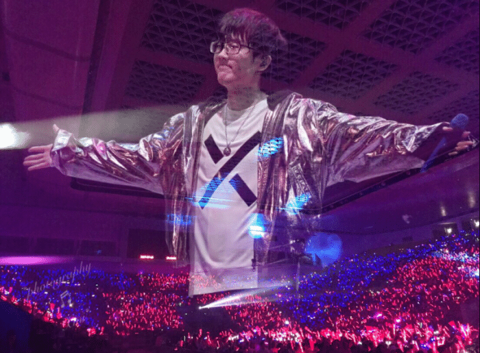 演唱会@他是唯一不混娱乐圈的男歌手,演唱会从不做宣传,却一票难求!