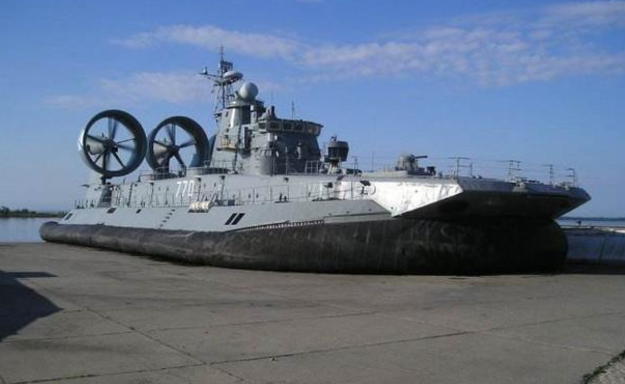 气垫登陆艇@花大力气引进的“野牛”船停产了吗?