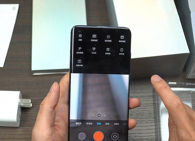 小米科技▲阻击魅族17,小米10高配跌至标准价,选择纠结了!