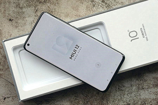 小米科技|小米10至尊版升级MIUI 12.10体验：续航和拍照变好，这次用心了