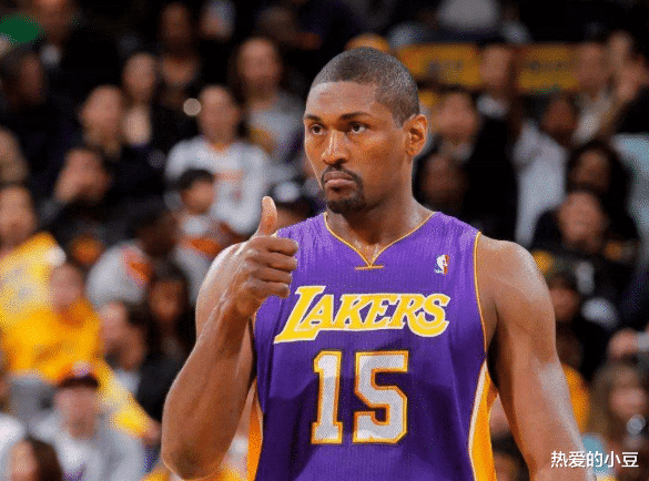 ▲“误打误撞”进入NBA的5位球星：4人成超巨，榜首统治一个时代