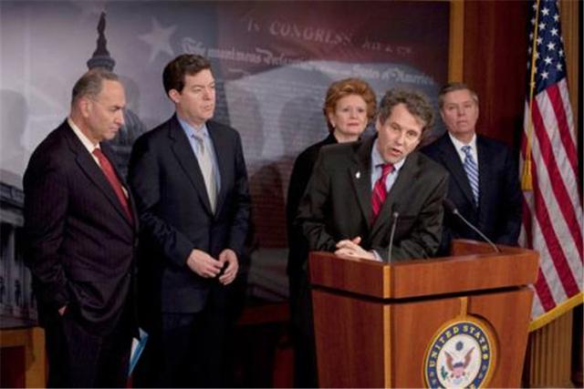 [美国]叫不醒装睡的人！美议员为向中国索赔，不惜提议“武力冲击”