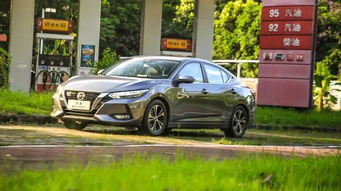 轮胎|性能、油耗、舒适性全面对比,全国销量Top 5轿车谁最强?