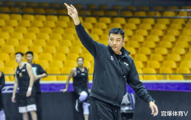 辽宁男篮■巩晓彬要下狠手！小姚明离队不可避免 与辽宁男篮交易或能双赢