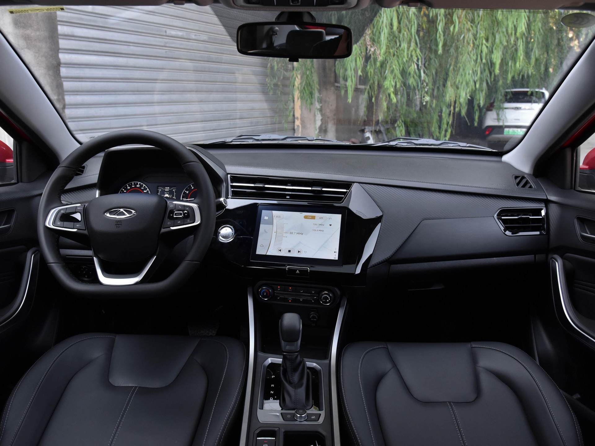 cvt|奇瑞再次逆袭，小型SUV顶配还不到7万，1.5L+CVT看啥飞度