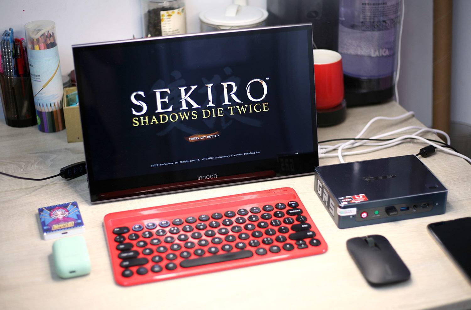 显示器|超薄，折叠，触屏，高色域，144Hz！Innocn便携显示器测评