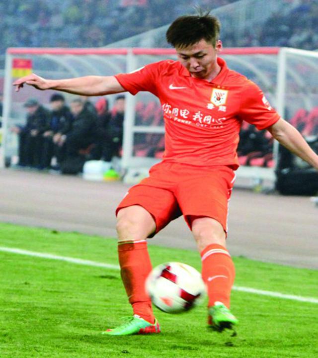 「糜昊伦」鲁能飞翼拒绝豪门千万年薪，曾用坚守诠释忠诚，正式加盟中超新军