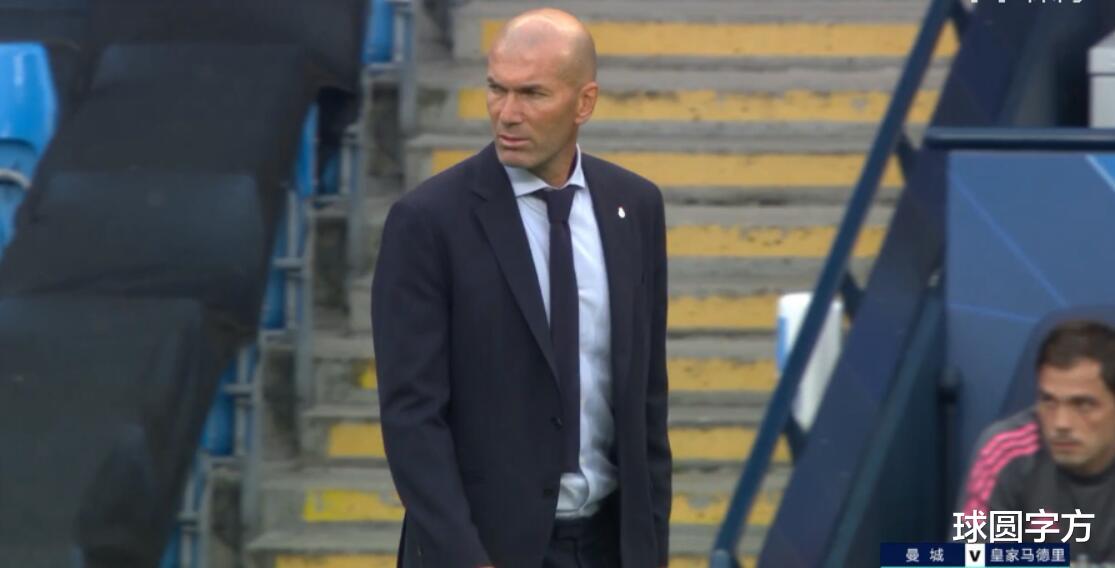齐达内|欧冠现自杀级失误!齐达内上演死亡凝视,瓜迪奥拉鼓掌欢呼庆祝