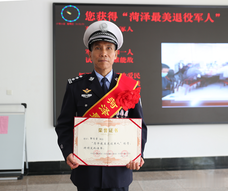 建军节|致敬！退伍不褪色，身份转变，赤诚不变！ | 八一建军节