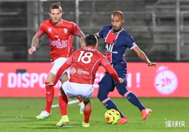 皇家马德里|4-0，11分钟轰3球+5连胜登顶，欧冠亚军继续狂飙！皇马该出手了