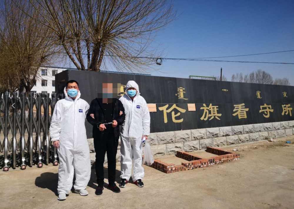 话晴空|安徽嫌犯逃亡29年被抓，受害者儿子：爹死娘嫁人，希望判他死刑