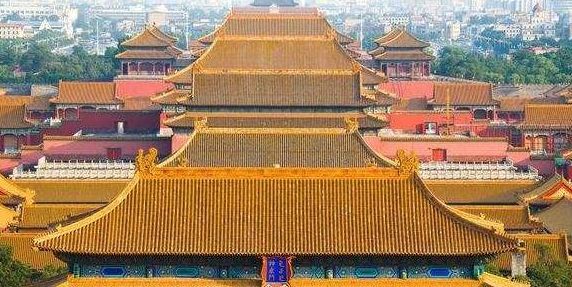 「故宫」故宫门匾上的一支箭,200年过去了,为什么依旧无人敢拔?