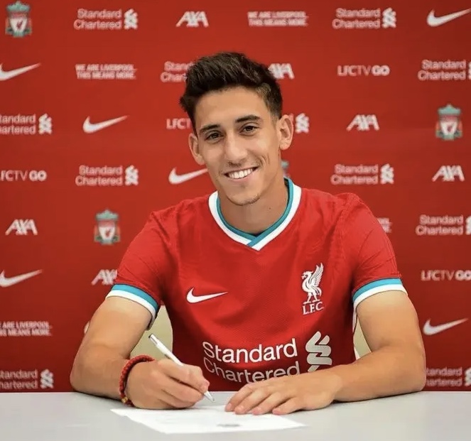 利物浦|红军去年收入6个亿,今年各项奖金拿到手软,为什么利物浦还没钱