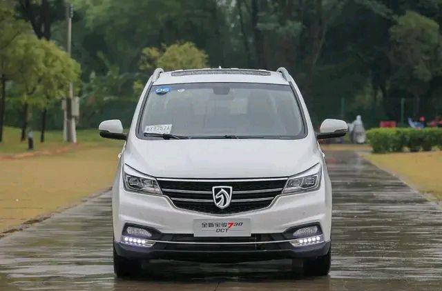 本田XR-V|月销仅3238辆，宝骏730销量崩盘，神车为何卖不动了？