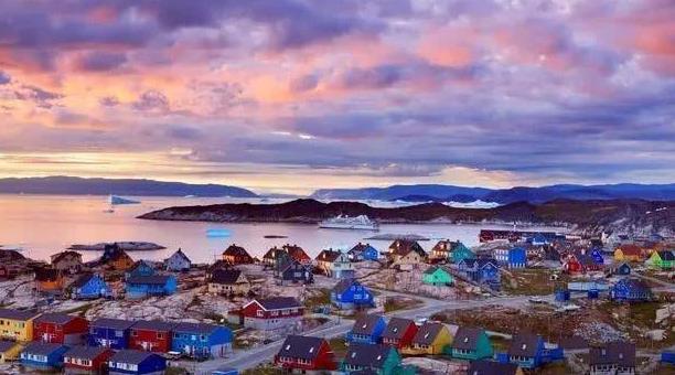 「」世界上大的岛,总人口不足八万,面积是我国海南岛的60倍