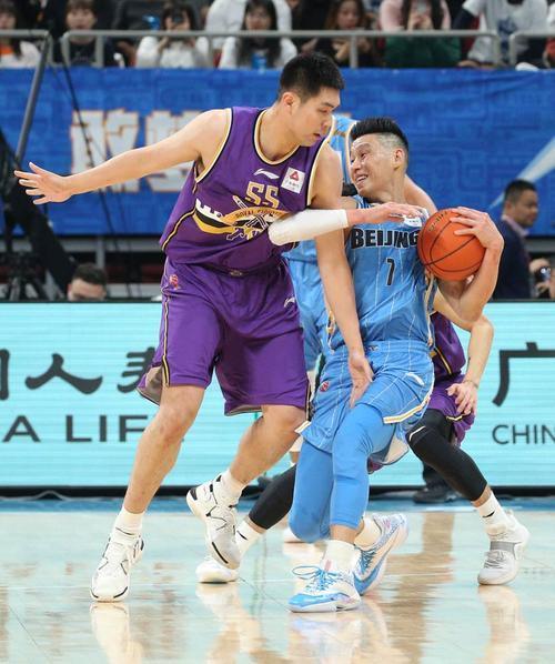 新疆男篮|新土豪队诞生！连挖新疆三位国手 兵多将广力争当北京城新霸主