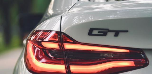 「宝马6系」刚入华就让步7万，长5.1米+大溜背比A7好看，纯进口没人懂，可惜