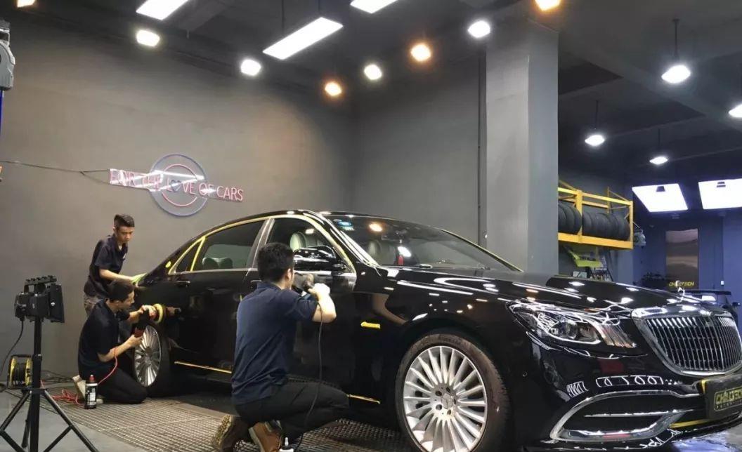 「新车」二手市场有很多九成新的车,为啥车主会直接卖掉?行内人一语戳破