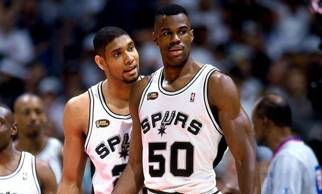 马刺队■马刺火箭谁能赢？火箭队后卫引争议，网友答案一边倒